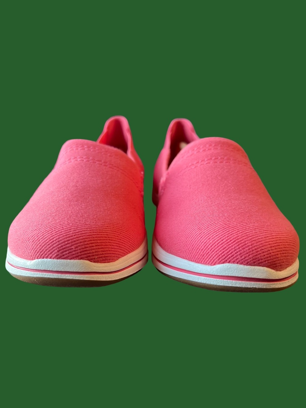 Clarks Cloudsteppers Women’s Breeze Slip-on in Bright Coral - Picture 4 of 10